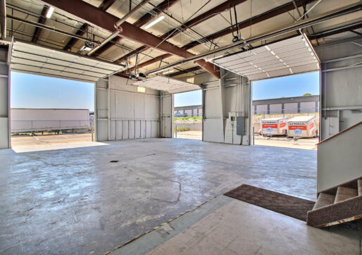 Office/Warehouse For Lease-3005 W 29th St, Unit D, Greeley, CO 80634 - Warehouse with 3 14' Overhead Doors Open