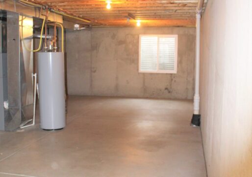For Lease-919 44th Ave Ct, Unit I, Greeley, CO - Basement for Storage
