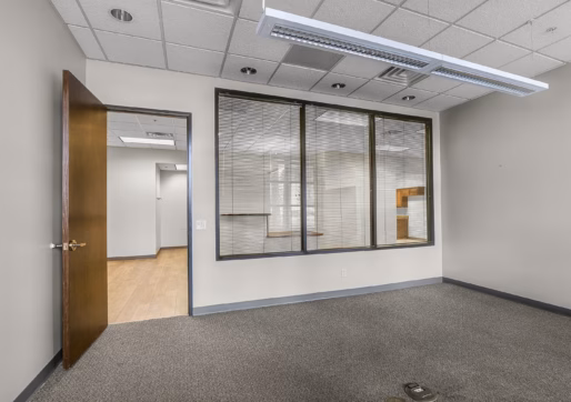 Suite 150 - Office